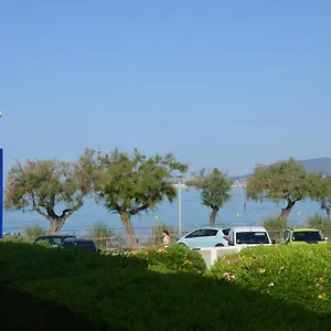 Appartement Les Pieds Dans L'eau, Saint-Cyr-sur-Mer